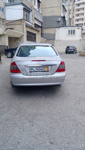 Mercedes E 220 2007, 131,750 km - 2.2 l - Bakı