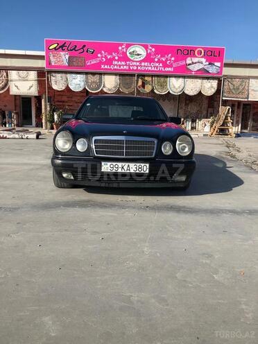 Mercedes E 220 1998, 561,695 km - 2.2 л - Bakı