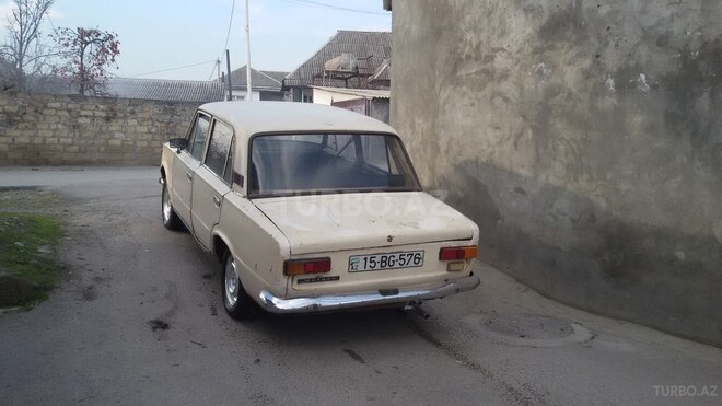 LADA (VAZ) 21011 1979, 300,000 km - 1.3 l - Göyçay