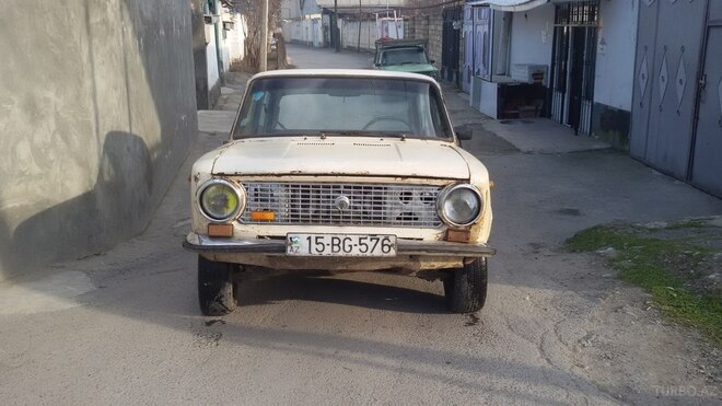 LADA (VAZ) 21011 1979, 300,000 km - 1.3 l - Göyçay