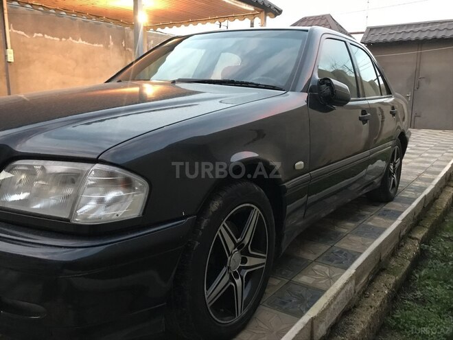 Mercedes C 200 1999, 197,000 km - 2.0 l - Bakı