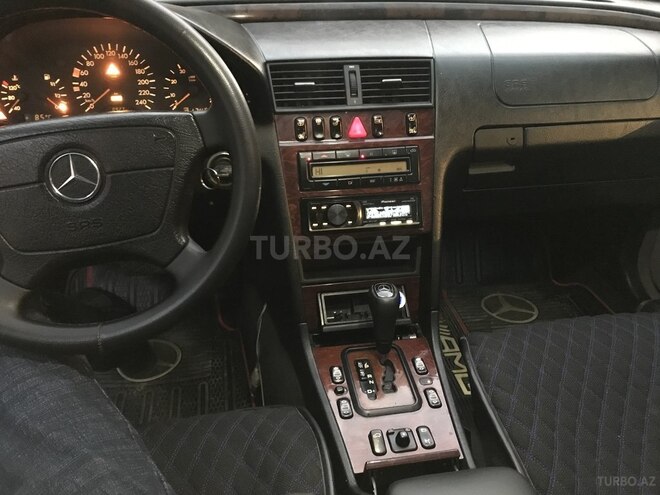 Mercedes C 200 1999, 197,000 km - 2.0 l - Bakı