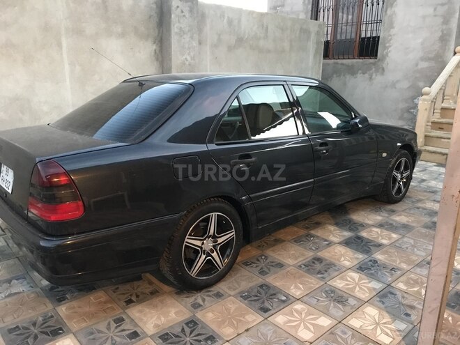 Mercedes C 200 1999, 197,000 km - 2.0 l - Bakı