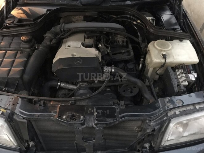 Mercedes C 200 1999, 197,000 km - 2.0 l - Bakı