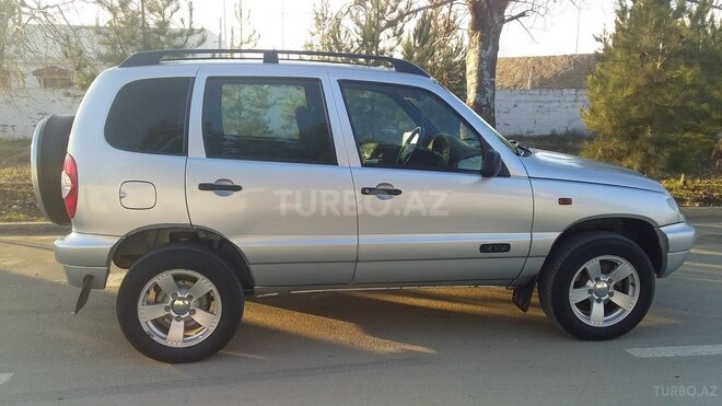 Chevrolet Niva 2008, 172,305 km - 1.7 л - Şirvan