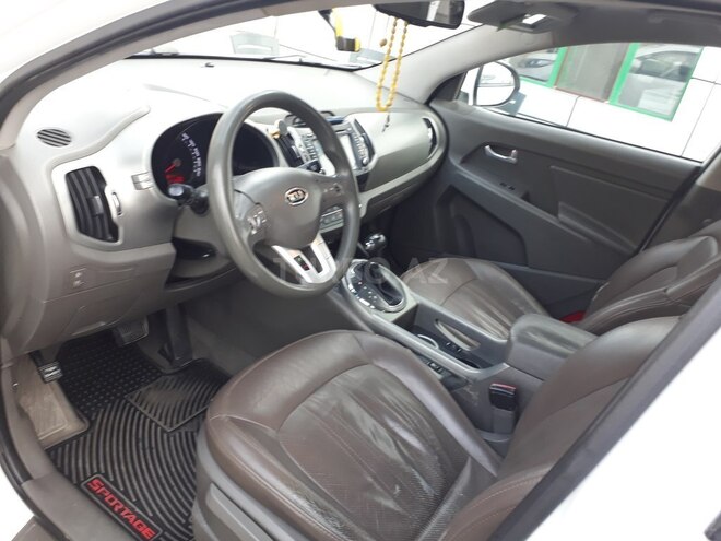 Kia Sportage 2011, 187,700 km - 2.0 l - Yevlax