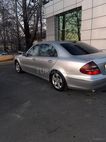 Mercedes E 270 2003, 380,000 km - 2.7 л - İsmayıllı