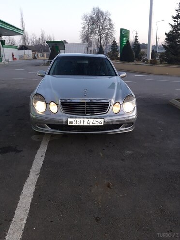 Mercedes E 270 2003, 380,000 km - 2.7 л - İsmayıllı