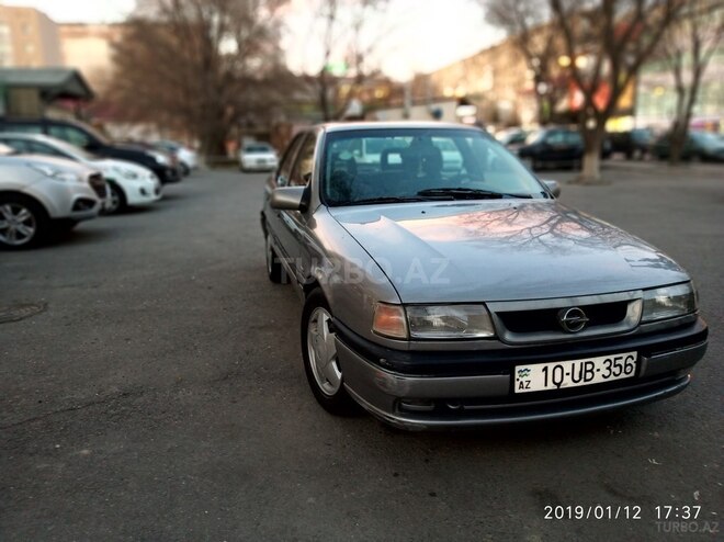 Opel Vectra 1994, 336,998 km - 2.0 л - Bakı