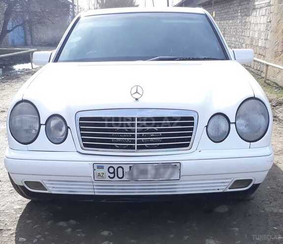 Mercedes E 200 1998, 300,000 km - 2.0 l - Göyçay