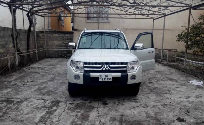 Mitsubishi Pajero 2008, 171,215 km - 3.0 л - Sabirabad