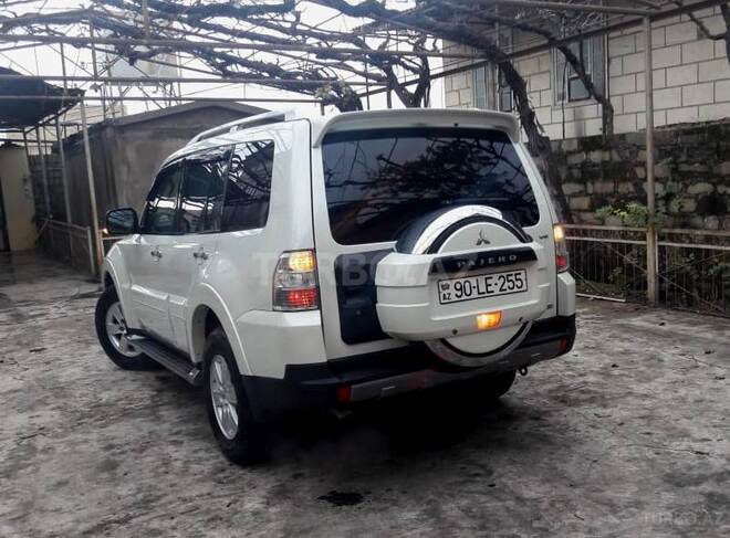 Mitsubishi Pajero 2008, 171,215 km - 3.0 л - Sabirabad