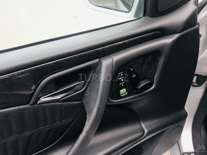 Mercedes E 220 2000, 139,000 km - 2.2 l - Bakı