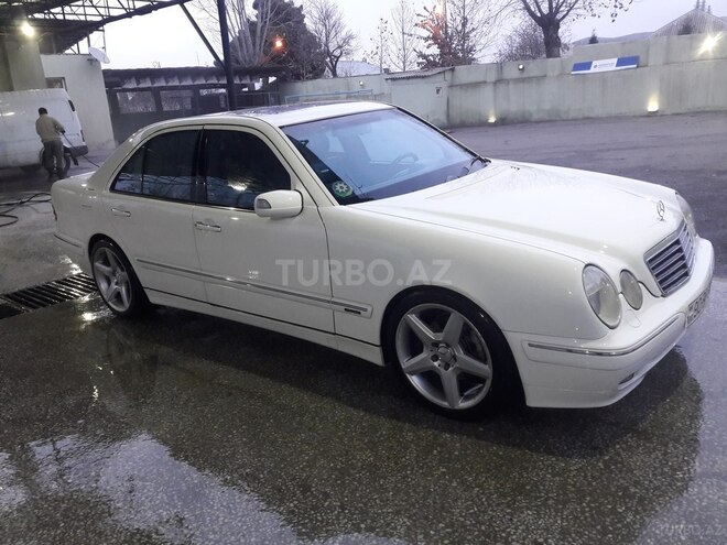 Mercedes E 320 2001, 128,000 km - 3.2 l - Gəncə