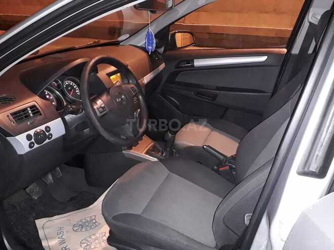 Opel Astra 2006, 210,000 km - 1.3 л - Bakı