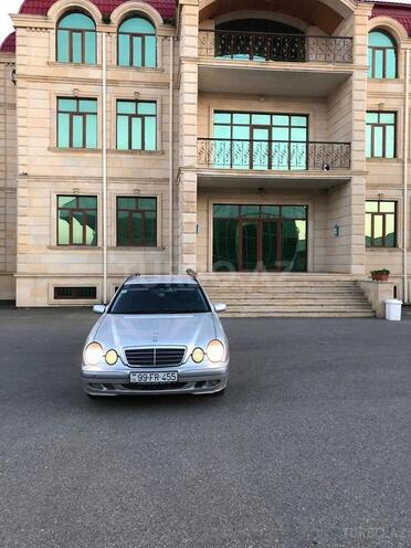 Mercedes E 220 2000, 322,000 km - 2.2 l - İmişli