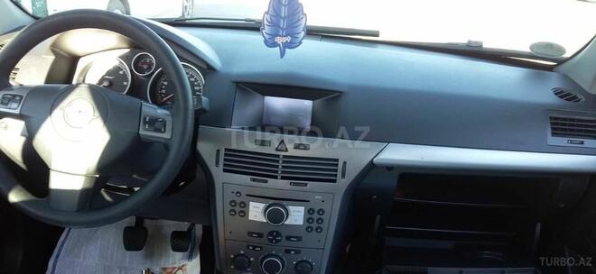 Opel Astra 2006, 210,000 km - 1.3 л - Bakı
