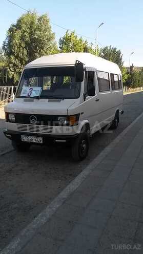 Mercedes 208 D 1990, 23,500 km - 2.3 l - Şirvan