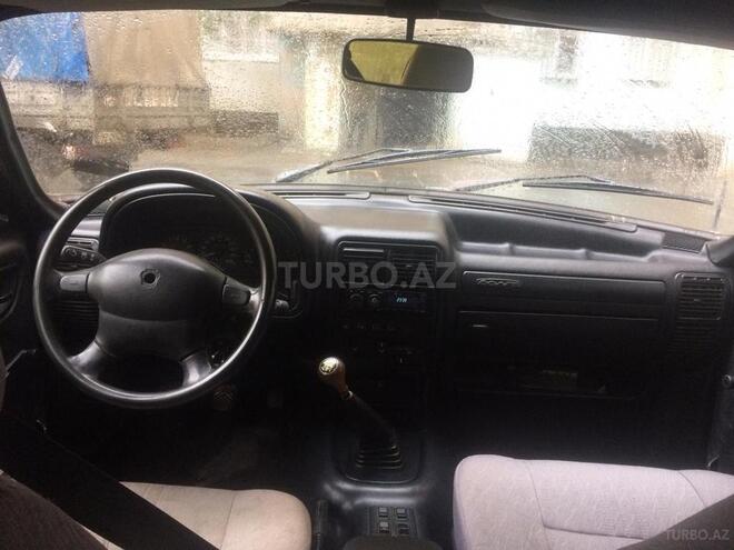GAZ 3110 2002, 250,000 km - 2.4 l - Bakı