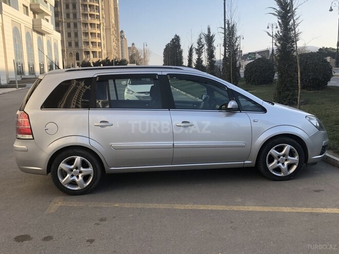Opel Zafira 2005, 280,000 km - 1.8 l - Bakı