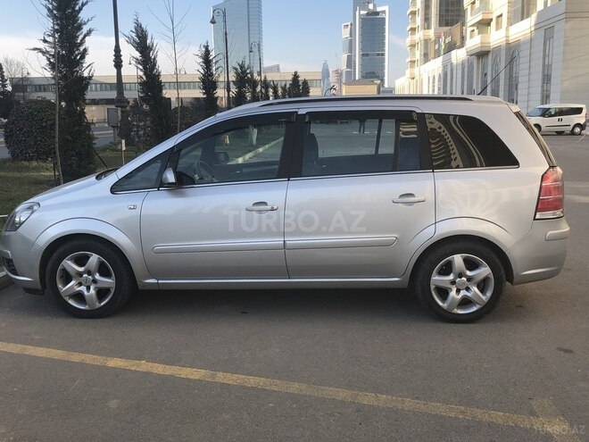 Opel Zafira 2005, 280,000 km - 1.8 l - Bakı