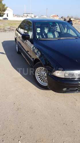 BMW 528 1998, 289,000 km - 2.8 l - Sabirabad