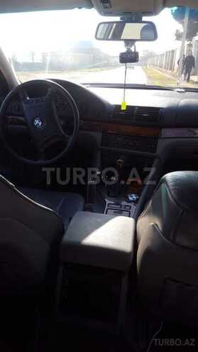 BMW 528 1998, 289,000 km - 2.8 l - Sabirabad