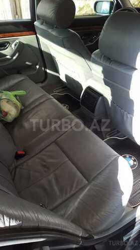 BMW 528 1998, 289,000 km - 2.8 l - Sabirabad