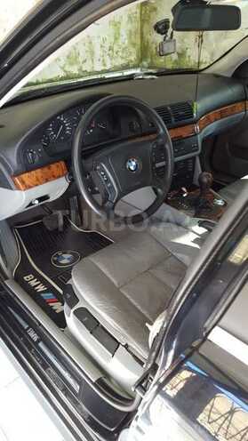 BMW 528 1998, 289,000 km - 2.8 l - Sabirabad