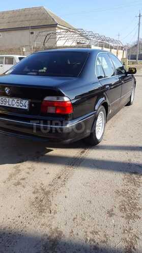 BMW 528 1998, 289,000 km - 2.8 l - Sabirabad