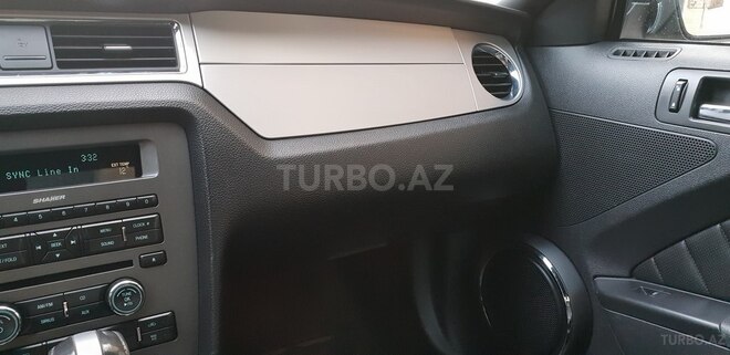 Ford Mustang 2013, 72,500 km - 3.7 l - Bakı