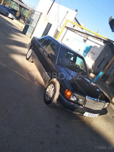 Mercedes 190 1992, 275,257 km - 2.3 l - Bakı