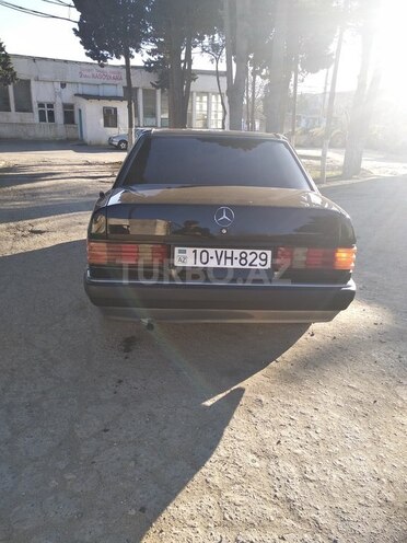 Mercedes 190 1992, 275,257 km - 2.3 l - Bakı