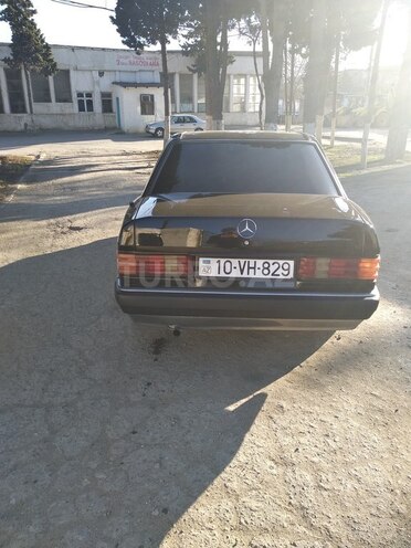 Mercedes 190 1992, 275,257 km - 2.3 l - Bakı
