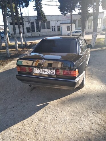Mercedes 190 1992, 275,257 km - 2.3 l - Bakı