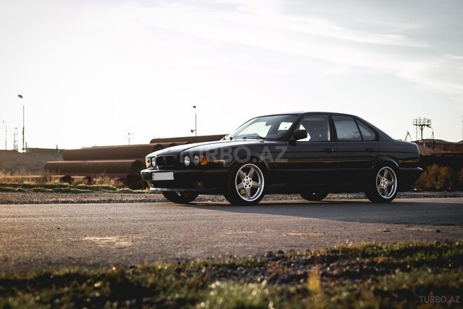 BMW 523 1993, 340,000 km - 2.5 л - Bakı