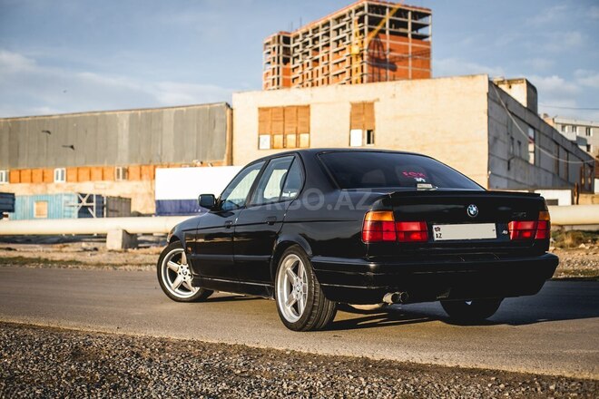 BMW 523 1993, 340,000 km - 2.5 л - Bakı