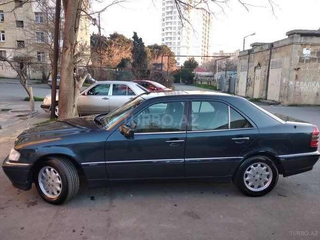 Mercedes C 220 1996, 283,000 km - 2.2 l - Bakı