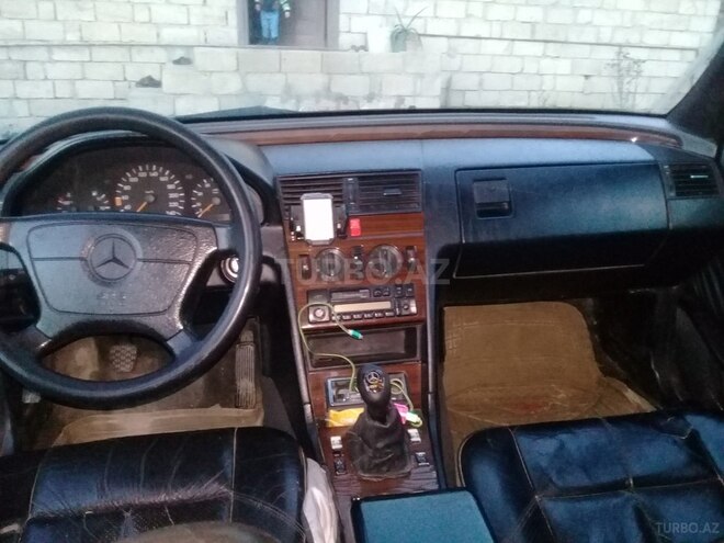 Mercedes C 220 1993, 490,000 km - 2.2 l - Bakı