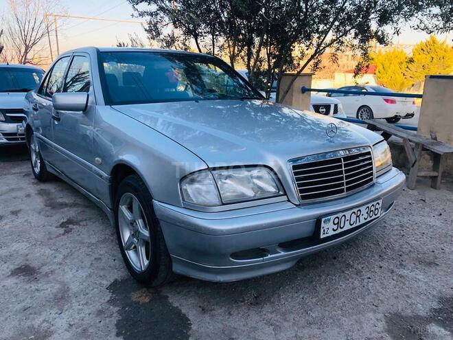 Mercedes C 240 1997, 260,000 km - 2.4 л - Bakı