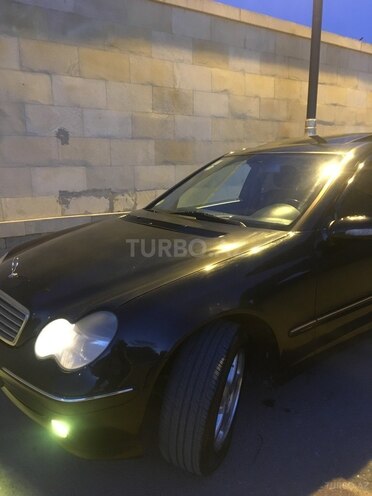 Mercedes C 220 2001, 321,300 km - 2.2 l - Bakı