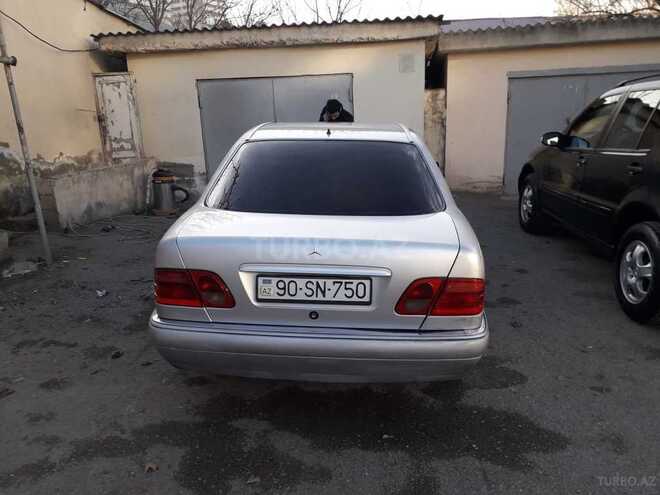 Mercedes E 220 1999, 500,000 km - 2.2 л - Bakı
