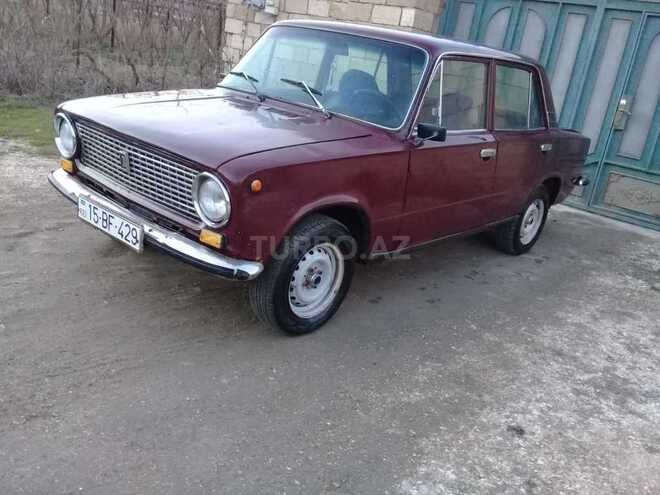 LADA (VAZ) 21011 1975, 226,900 km - 1.3 l - Salyan