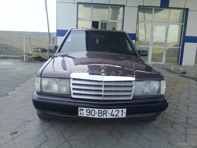 Mercedes 190 1991, 250,000 km - 2.0 l - Bərdə