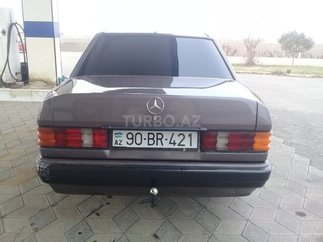 Mercedes 190 1991, 250,000 km - 2.0 l - Bərdə