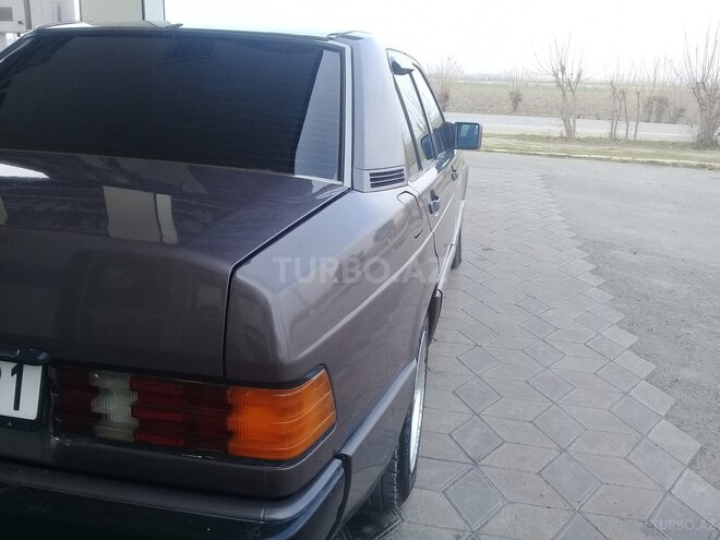 Mercedes 190 1991, 250,000 km - 2.0 l - Bərdə