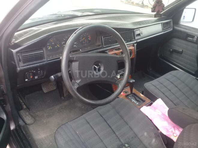 Mercedes 190 1991, 250,000 km - 2.0 l - Bərdə