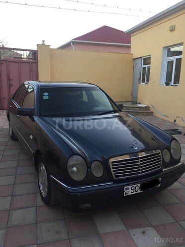 Mercedes E 230 1996, 299,000 km - 2.3 l - Xırdalan
