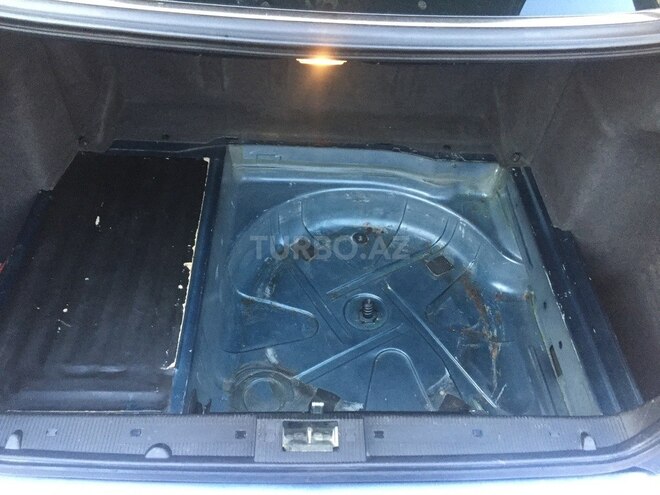 Mercedes E 230 1996, 299,000 km - 2.3 l - Xırdalan