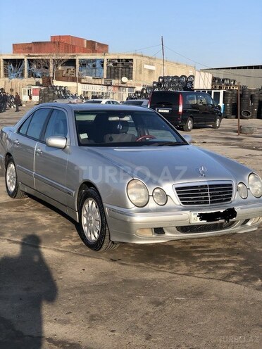 Mercedes E 240 1999, 395,000 km - 2.4 l - Bakı